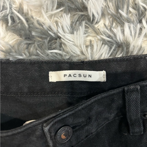 New 90's boyfriend jeans from pacsun! - Picture 2 of 3